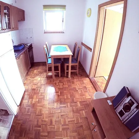 Blue Apartment's Repic * Biograd Na Moru